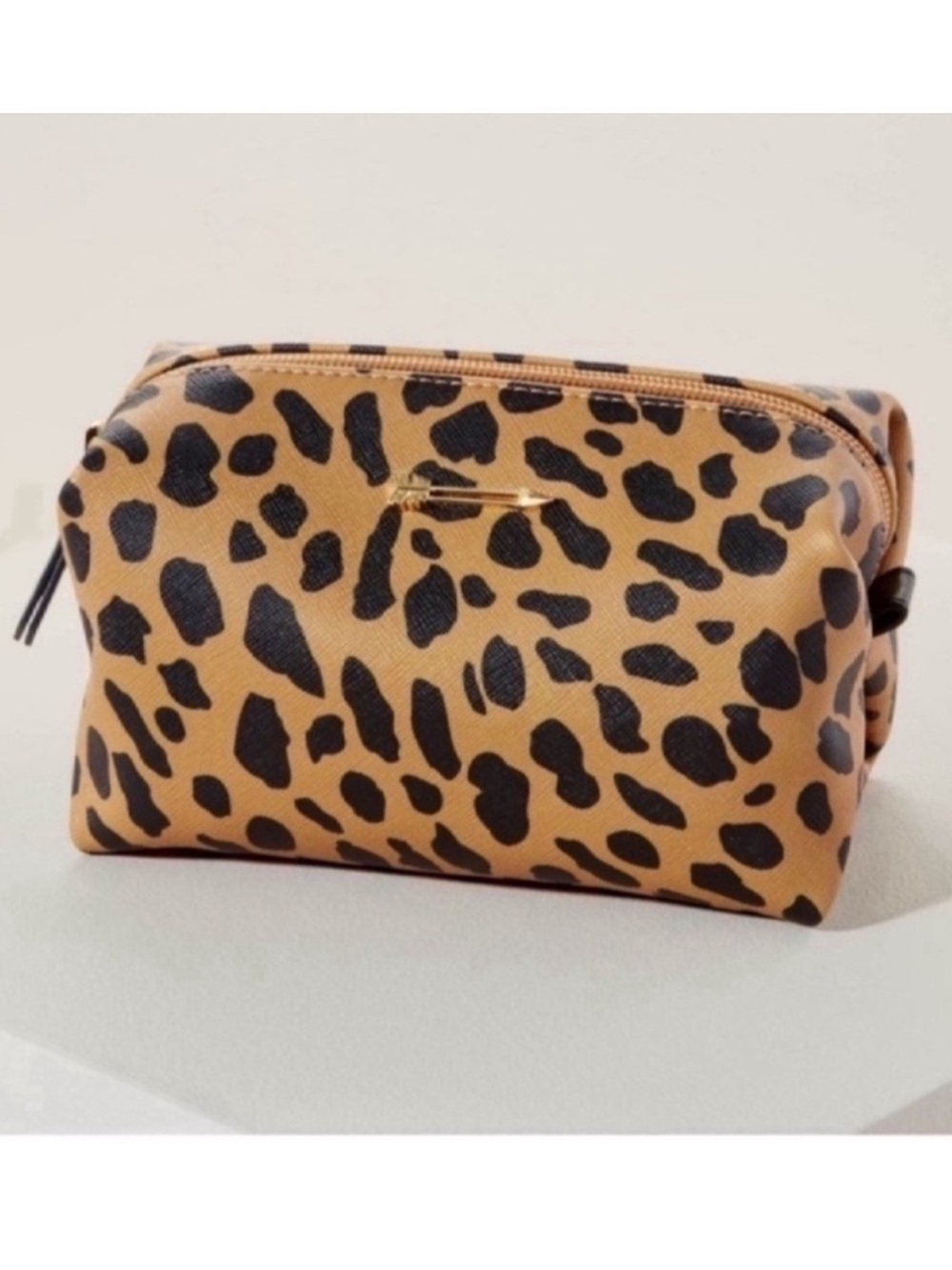 Stella & Dot | Bag | Animal Dot Pouf - Picture 4 of 4